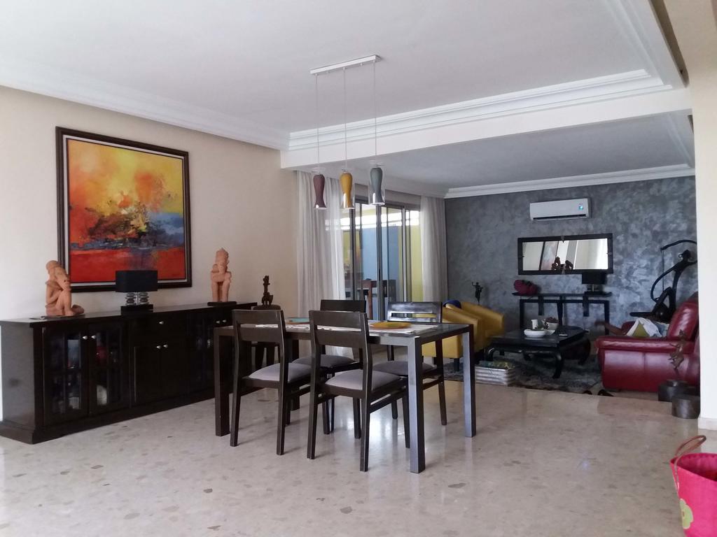 Maison Katia Abidjan Luaran gambar