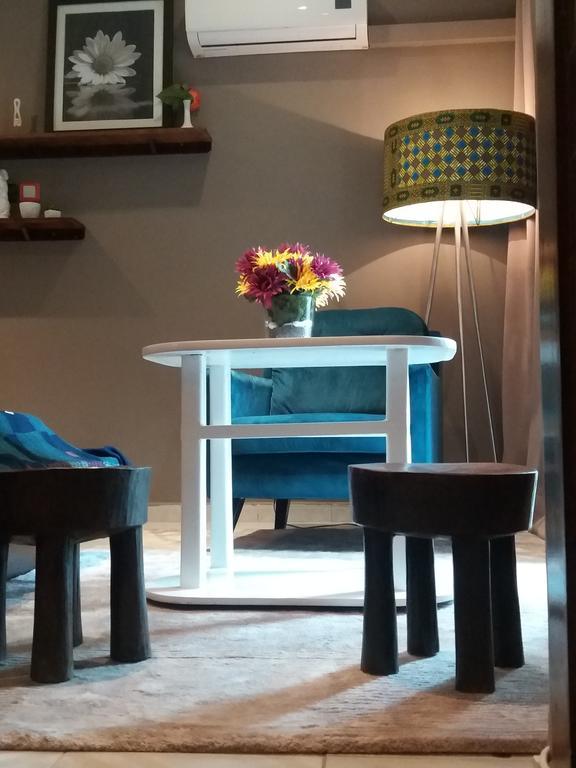 Maison Katia Abidjan Luaran gambar