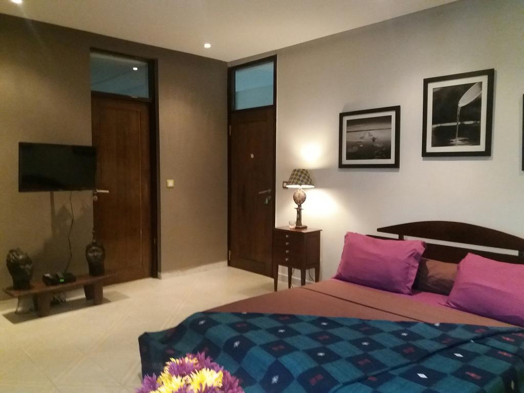 Maison Katia Abidjan Luaran gambar