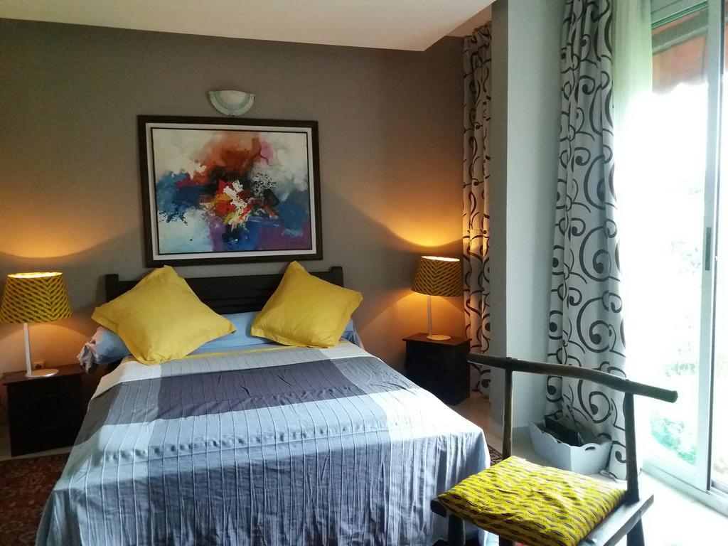 Maison Katia Abidjan Luaran gambar